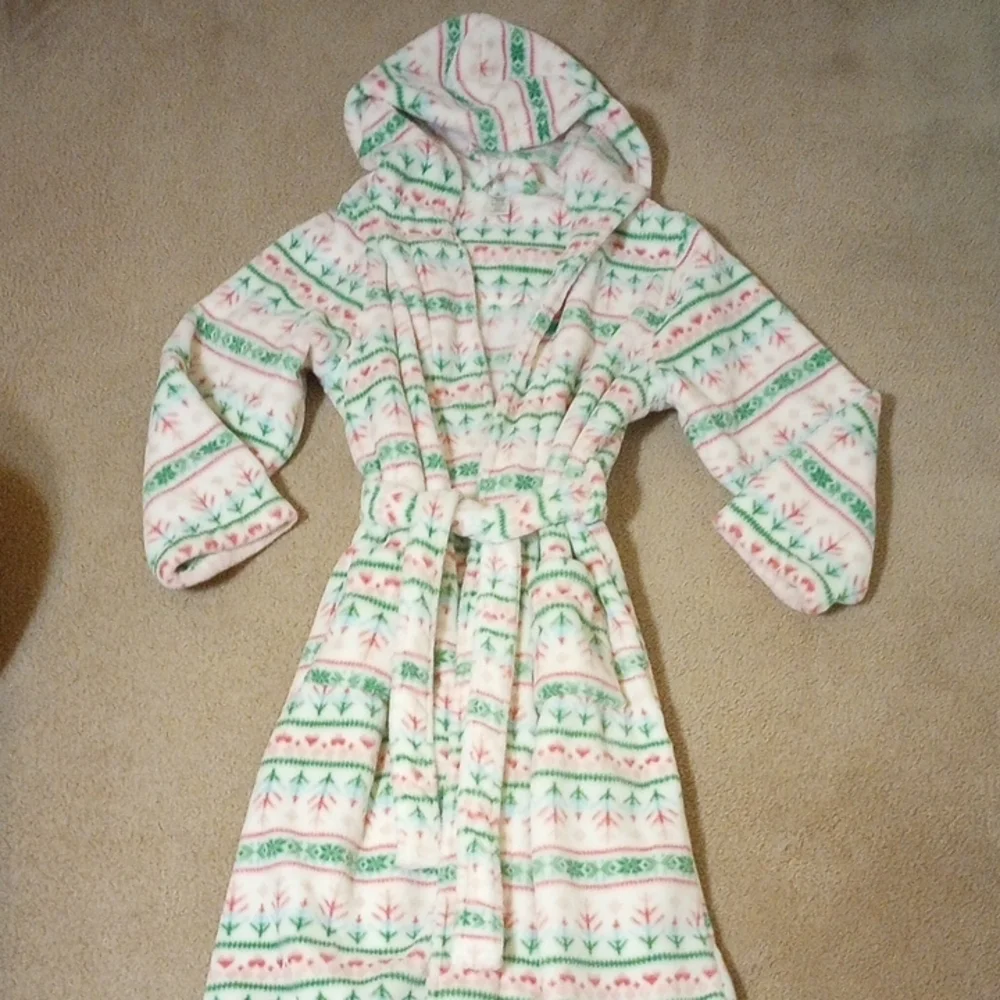Tucker +Tate Hooded Robe with Belt - Picture 5 of 8